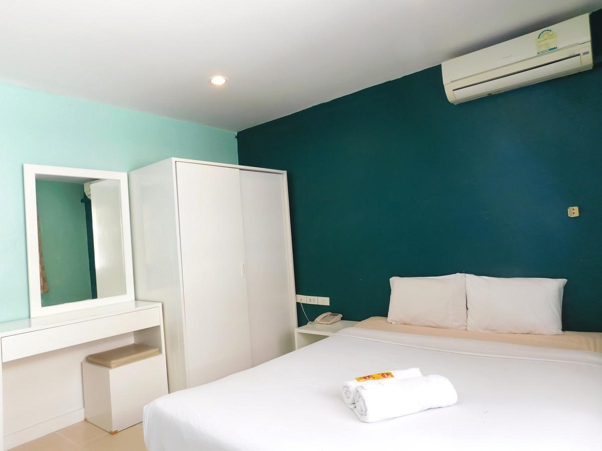 Be Fine Guesthouse Phuket Exterior foto